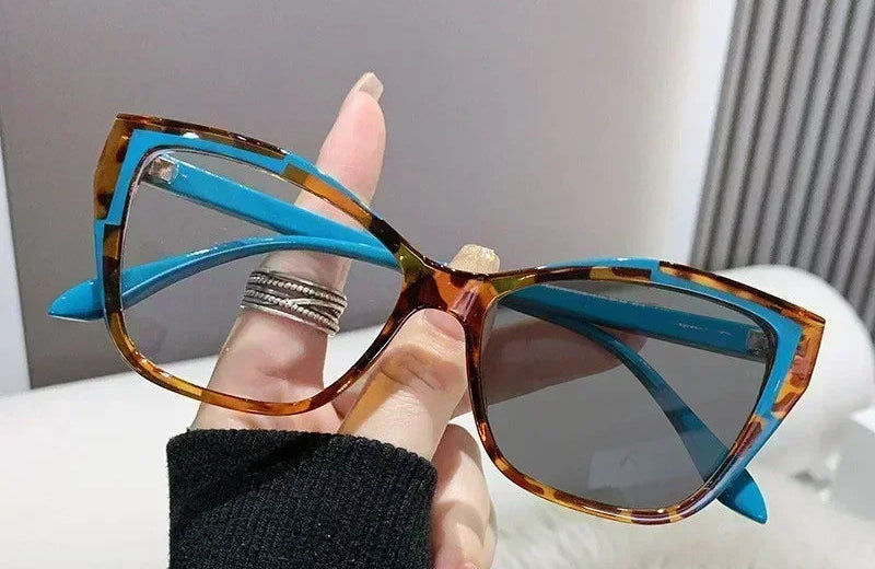 Photochromic anti blue light glasses