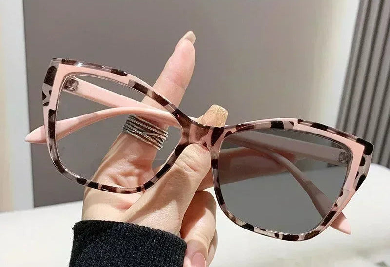 Photochromic anti blue light glasses